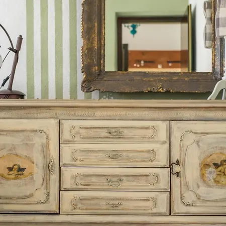 Nomi Dream Box Apartment