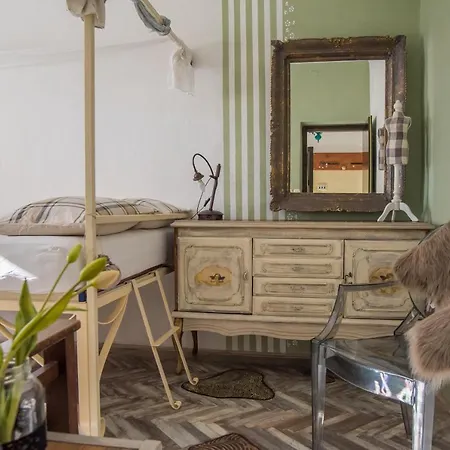 Nomi Dream Box Split